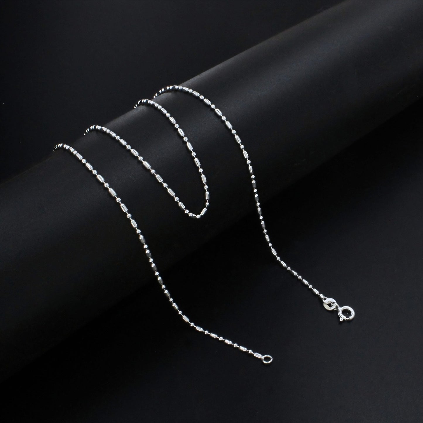 925 Sterling Silver Slim Tube Bar Neck Chain 18"