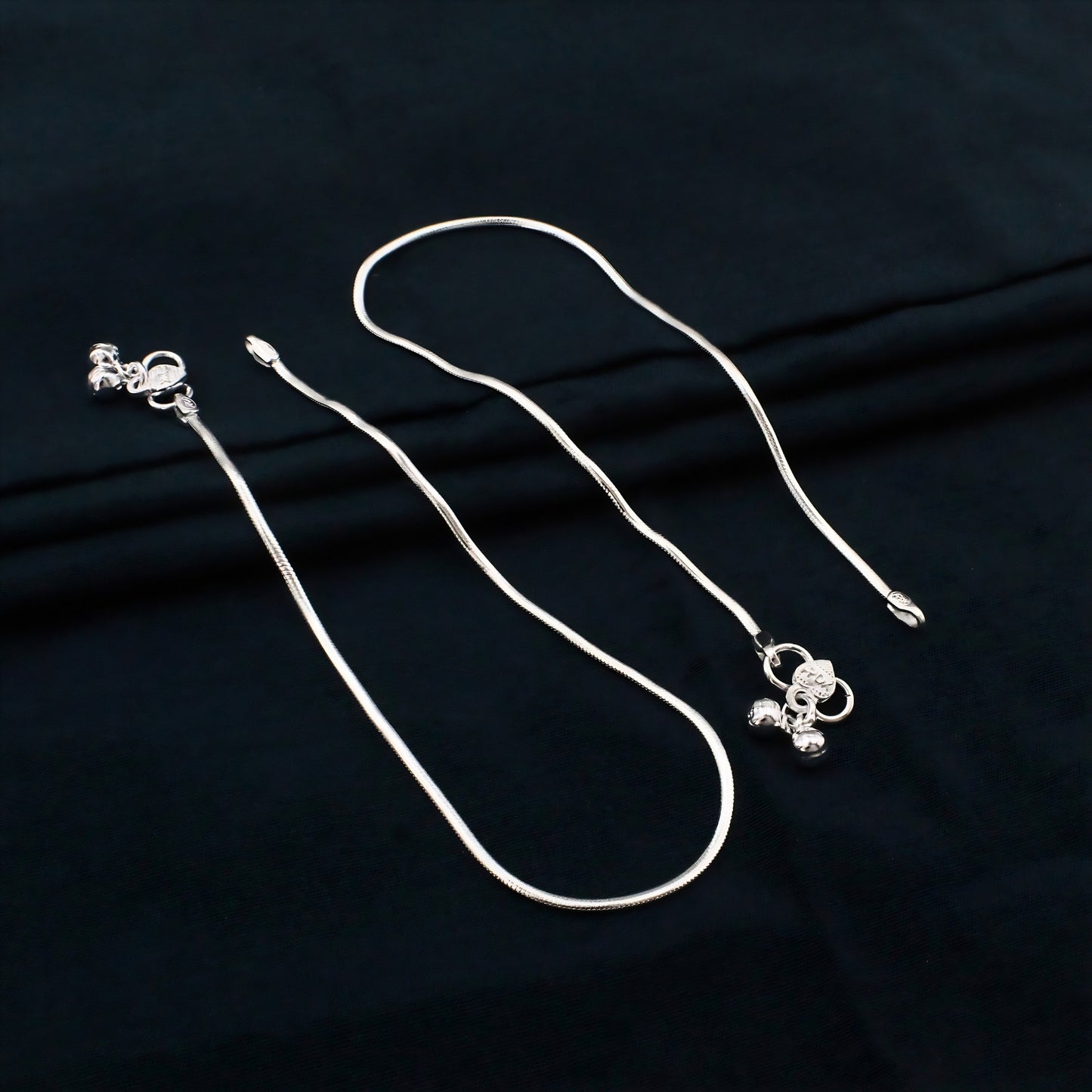 Beach Wear Flat Snake Pattern Silver Payal Anklet