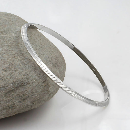 925 Real Silver elegant V Shape Men's Bangle Bracelet - 6.6 CM