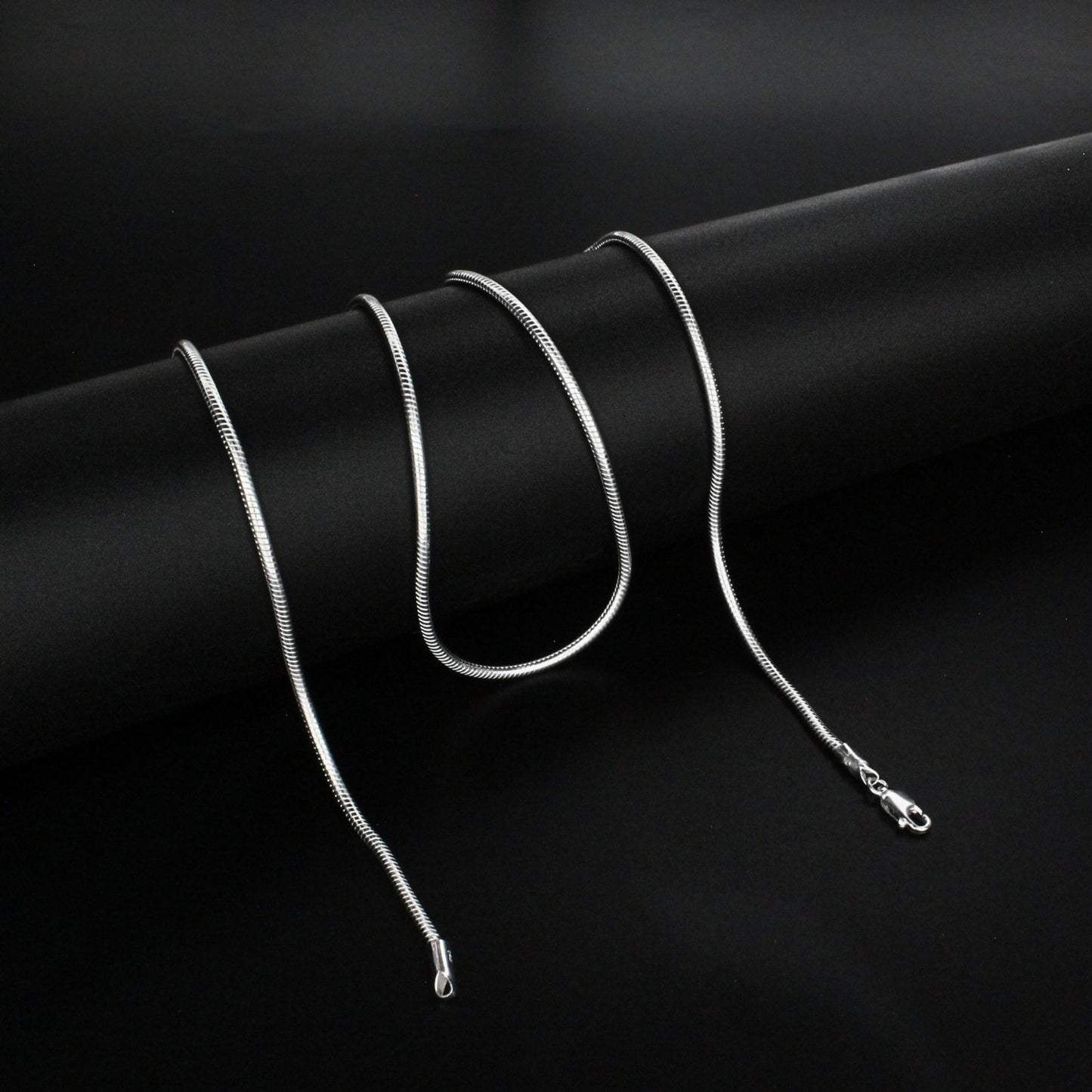 925 Sterling Silver fabulous snake Neck chain 24"