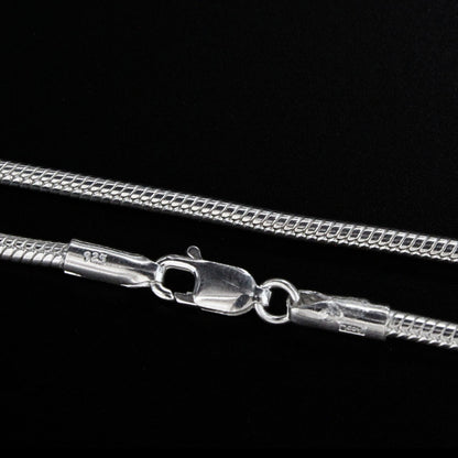 925 Sterling Silver fabulous snake Neck chain 24"