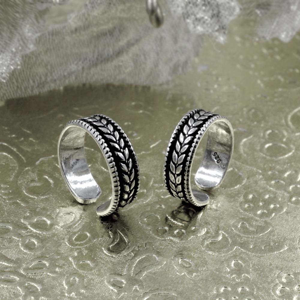 Real 925 Silver Oxidized toe rings band - Pair