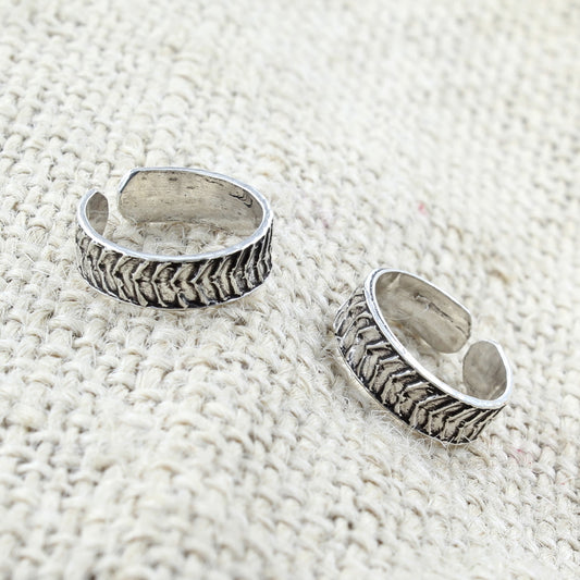 Ethnic Style Real 925 Silver Oxidized toe rings - Pair