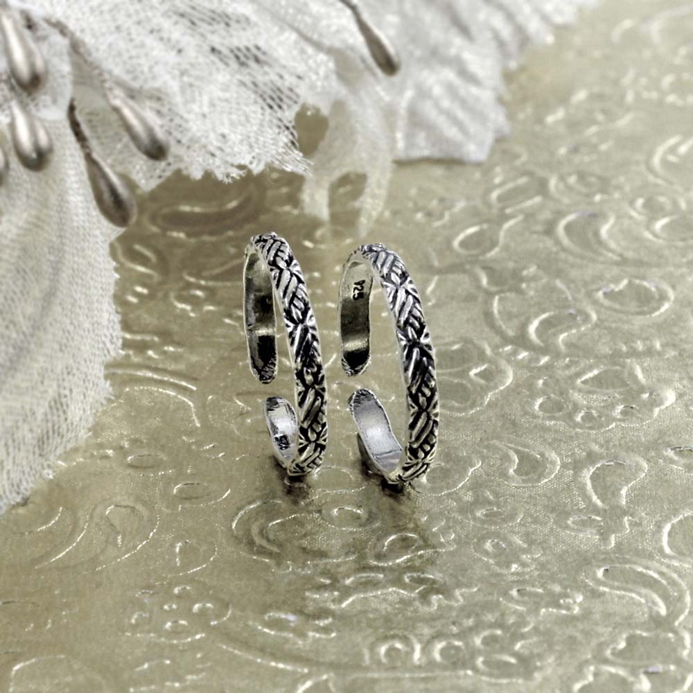 Real  Sterling Silver Oxidized foot toe rings - Pair