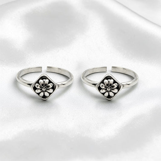 Oxidized 925 Real Silver Women Flower Design Toe Ring - Pair