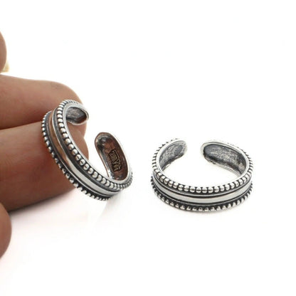925 Real Sterling Silver Excellent gifting women Oxidized band Toe Ring - Pair
