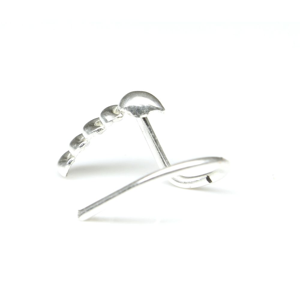 Nose pin For Women In Twisted Style