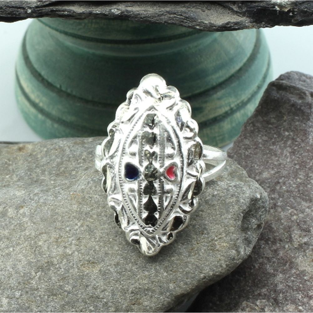 Order Today: Leaf Design Emerald Silver Ring | Ornate Jewels
