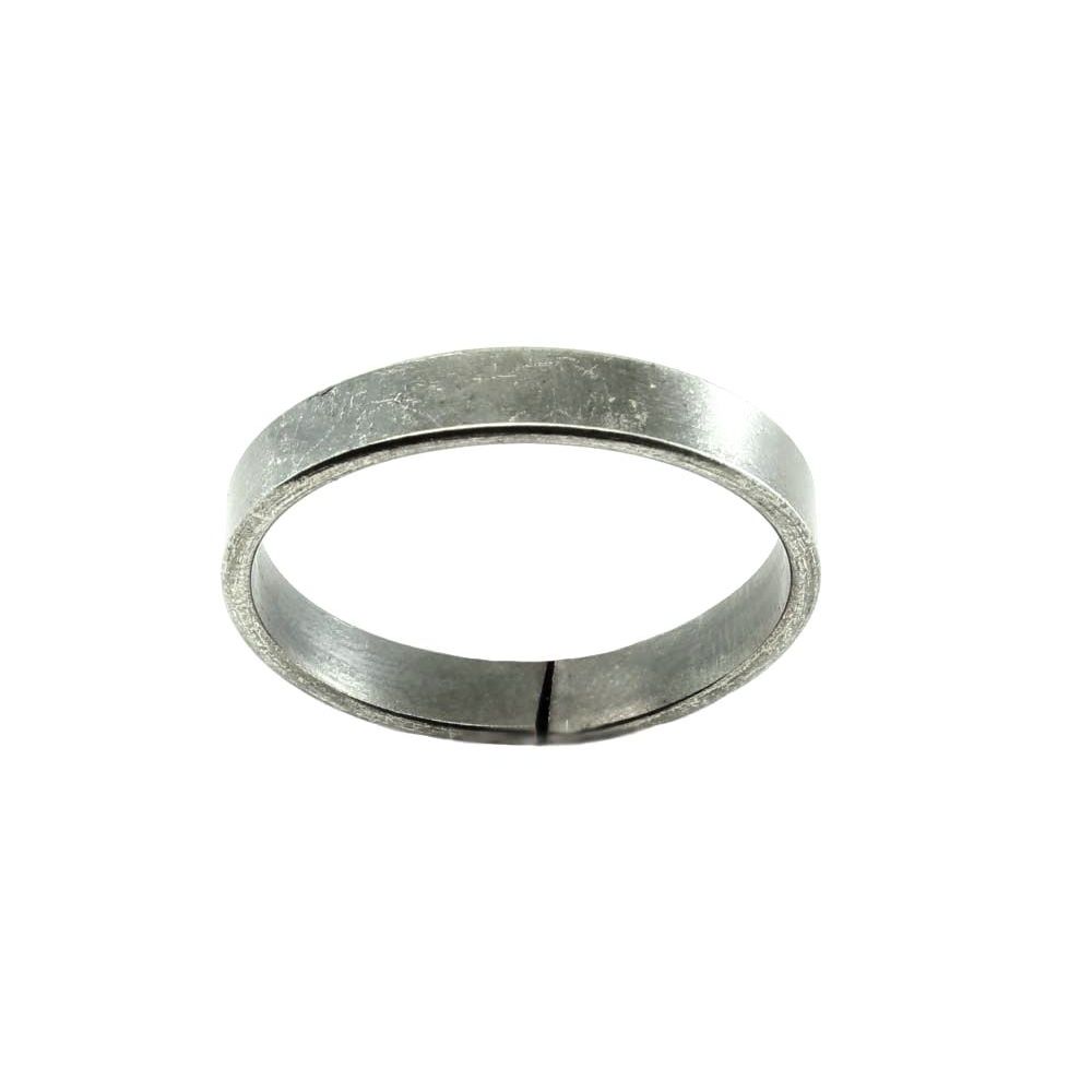 Real Black Horse Shoe Iron Ring/Shani Dosh Nivaran Kale Ghode ki Naal Ki  Ring Adjustable Grey Silver Ring for Men & Women : Amazon.in: Jewellery