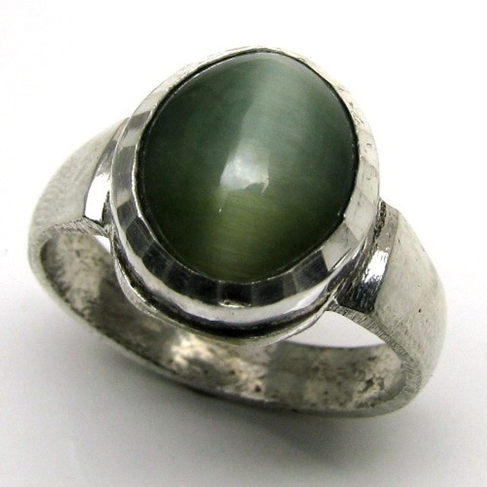 Silver Ring Cats Eye (Lehsunia) for Ketu Ratan