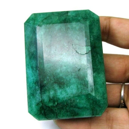 Rare-Huge-777Ct-Natural-Brazilian-Green-Emerald-Rectangle-Shape-Faceted-Gemstone