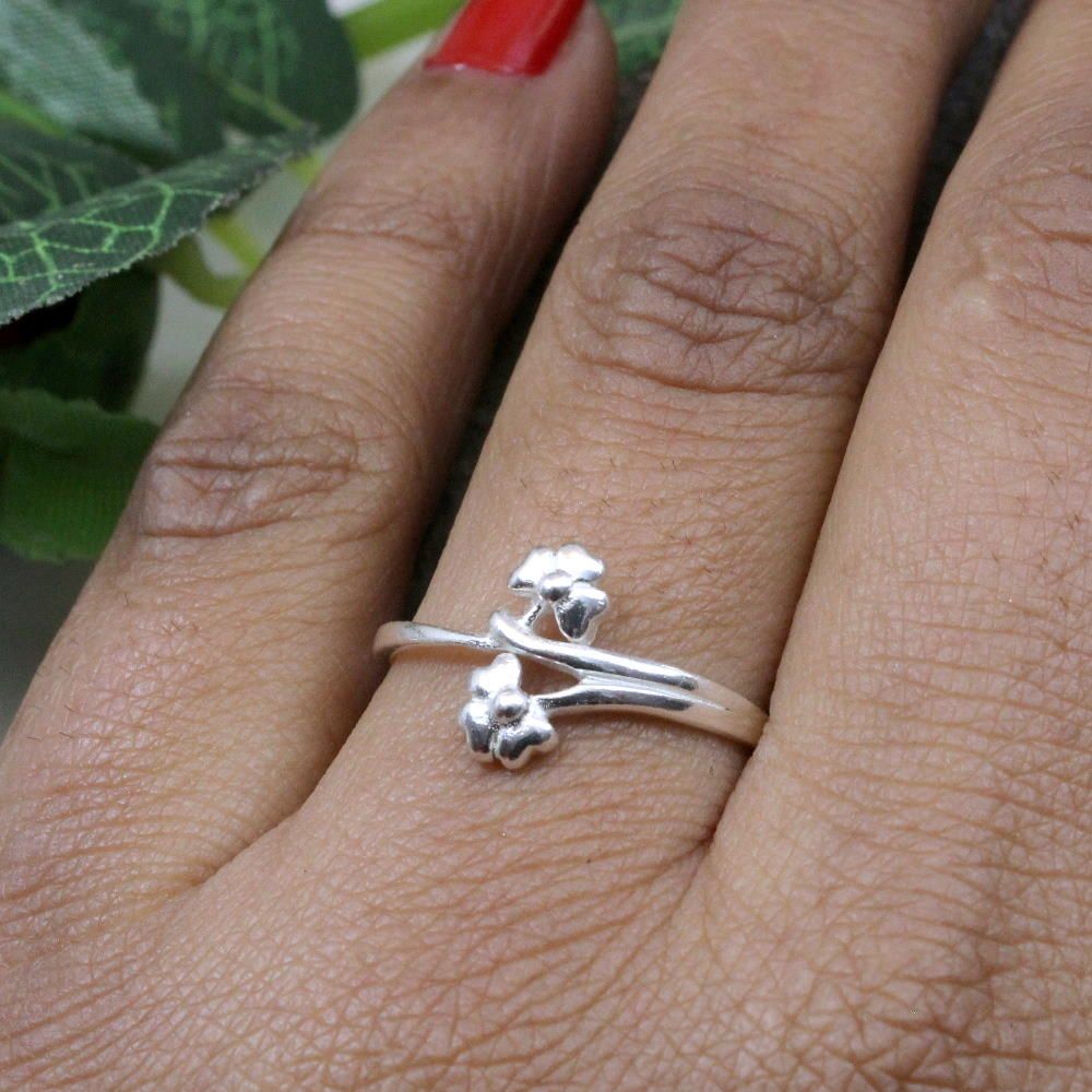 Sree Kumaran | 92.5 Sterling Silver Finger Ring For Ladies
