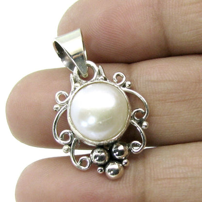 Silver pendant Natural Pearl Gemstone