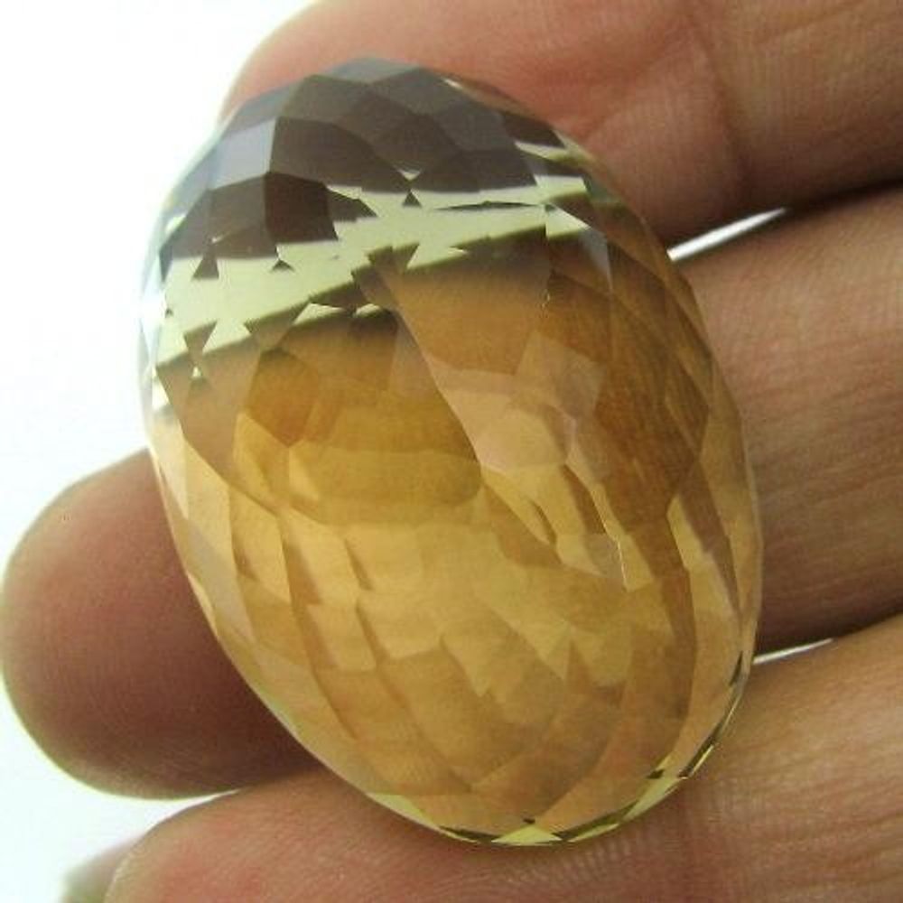 Superb A+ 71.8Ct Clear Fine Natural Lemon Quartz Oval Faceted Gemstone