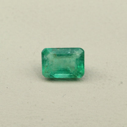 0.80Ct Natural Green Emerald (Panna) Rectangle Cut Gemstone