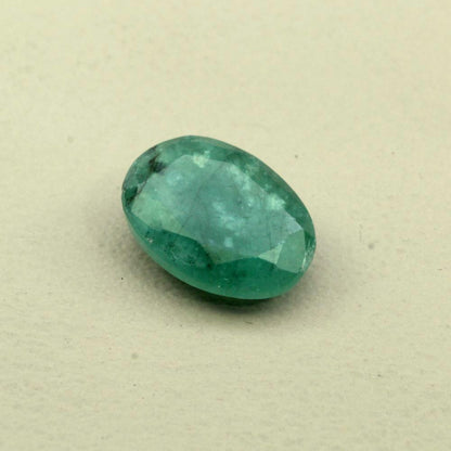 Certified 3.76Ct Natural Green Oval (Panna) Oval Cut Gemstone