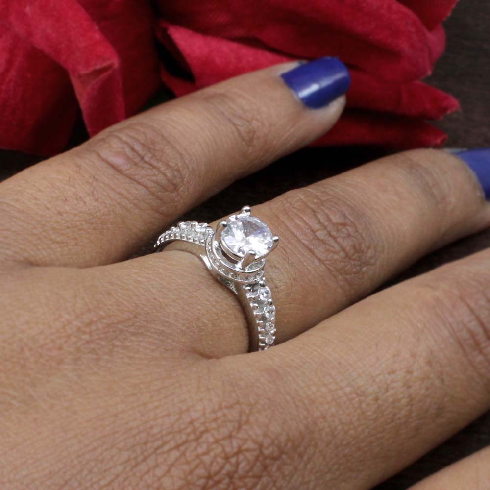 1 Carat Round Diamond Engagement Ring H/VS2 Solid Platinum – Diamond Banque