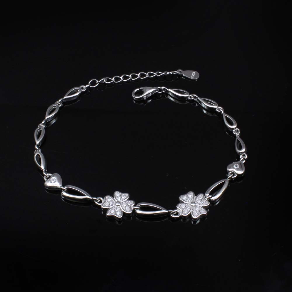 Real Silver 925 Indian Flower Style Bracelet for Girls in platinum finish