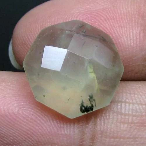 9.5Ct Natural Prehnite Octagon Shape Faceted Gemstone