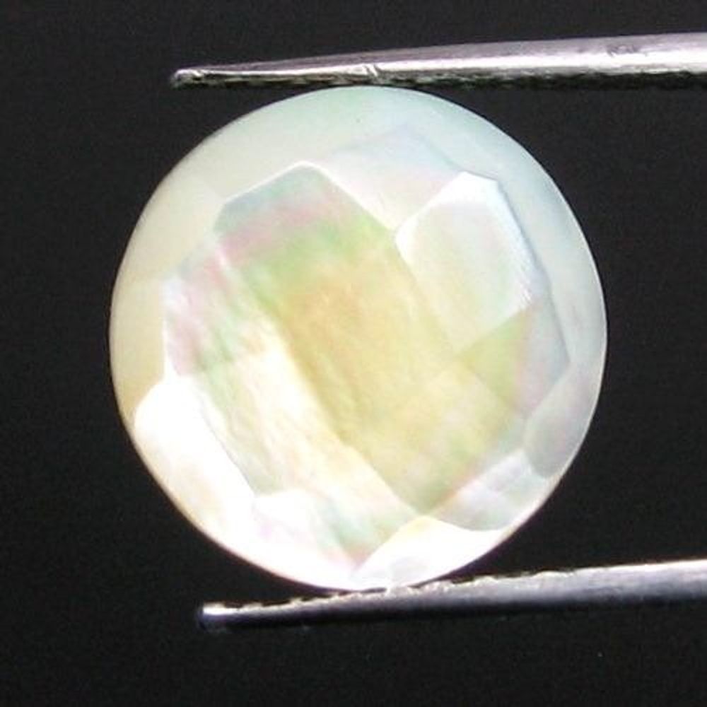 4.5Ct Natural Rainbow Shell Mother of Pearl Round Checker Faceted Gem