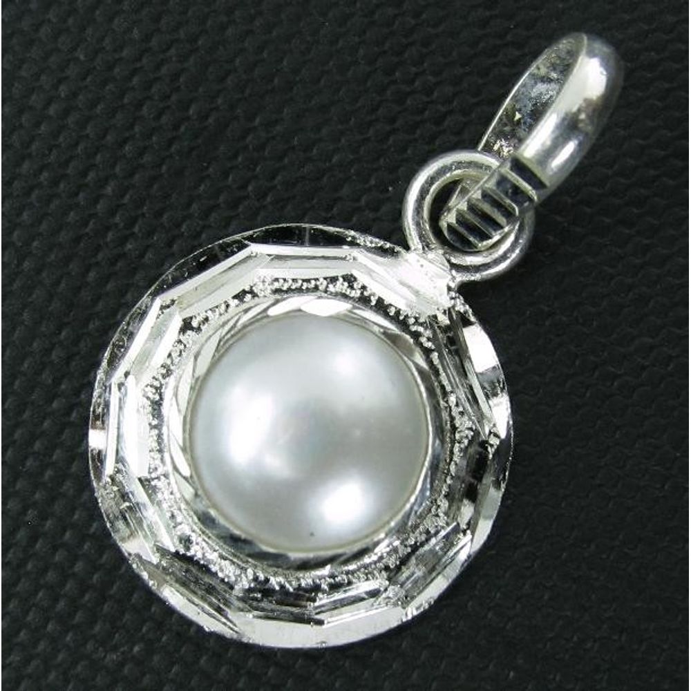 Baroque Pearl Pendant Necklace - Classic White Flameball Freshwater - Glitz  And Love