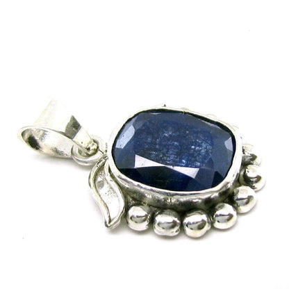 Rashi Ratna Silver pendant Blue Sapphire Gemstone