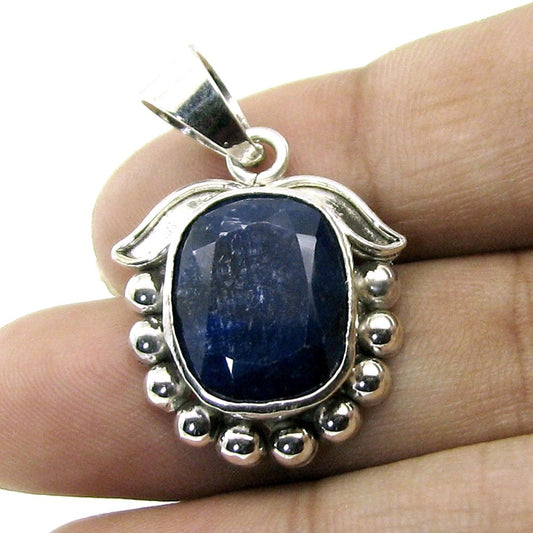 Rashi Ratna Silver pendant Blue Sapphire Gemstone